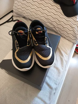 Nike Joyride Dual Run Scarpe Nere Oro