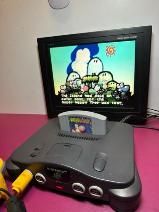 Consola Nintendo 64 Gris con Mando Amarillo