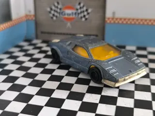 Lamborghini Countach Majorette