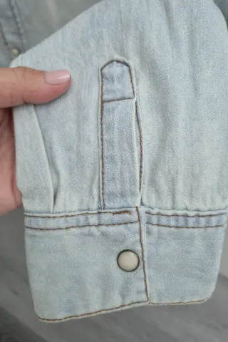 Camisa vaquera azul claro