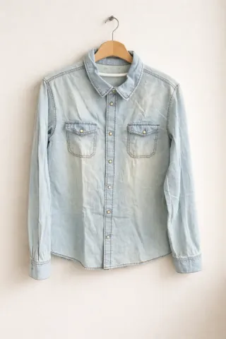 Camisa vaquera azul claro