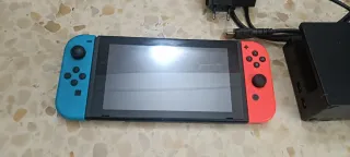 Nintendo Switch Azul y Rojo