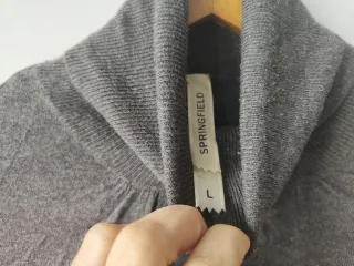 Jersey fino de punto con cuello alto