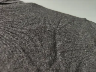 Jersey fino de punto con cuello alto