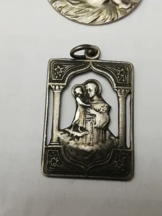 Lote 10 medallas plata.