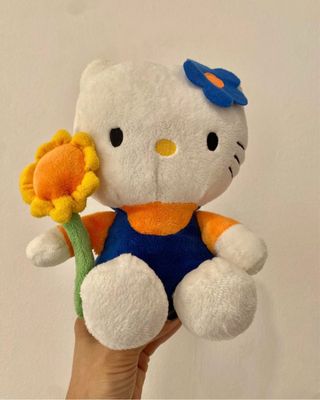 Peluche Hello Kitty con flor