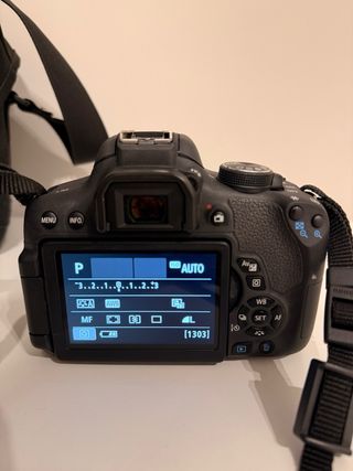 Canon EOS Rebel T6i + 2 lentes + micrófono RØDE