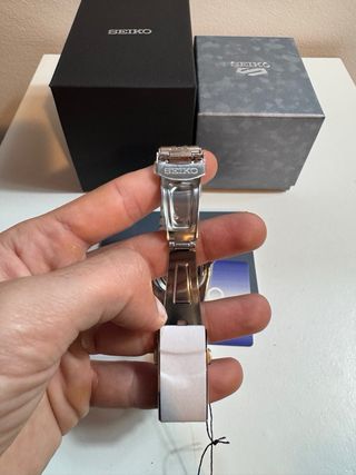 Seiko 5 Sports GMT Negro/Verde nuevo a estrenar