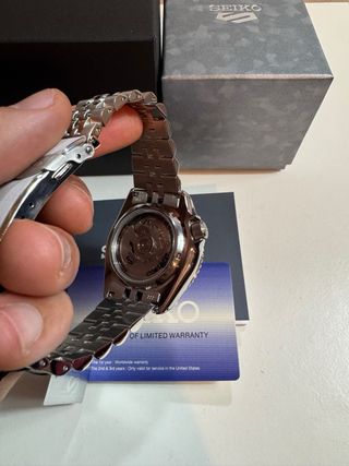 Seiko 5 Sports GMT Negro/Verde nuevo a estrenar