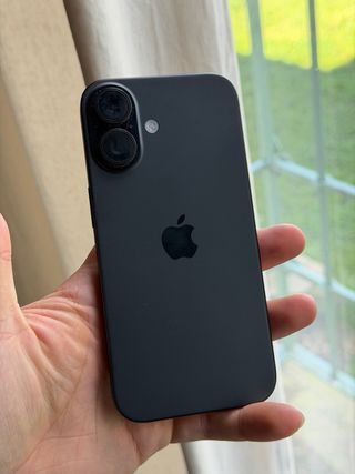 iPhone 16 128GB color negro con caja