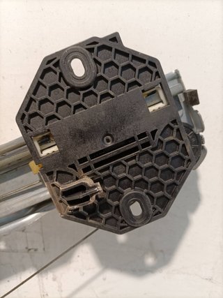 ELEVALUNAS DELANTERO DERECHO DACIA SANDERO 112663