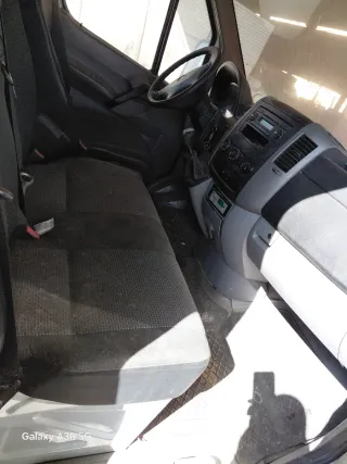 Mercedes-Benz Sprinter 2011