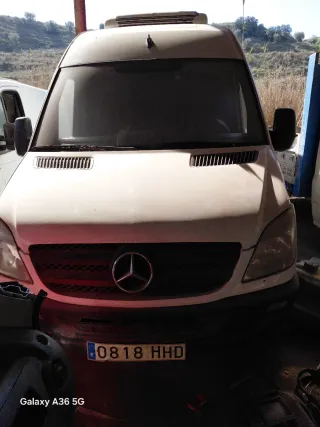Mercedes-Benz Sprinter 2011