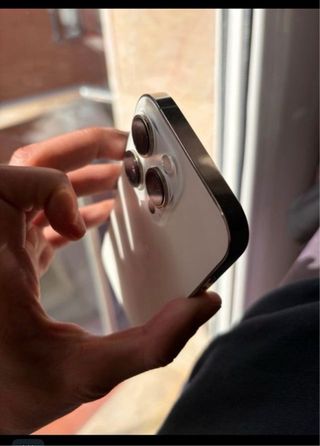 iPhone 14 Pro Bianco e Argento