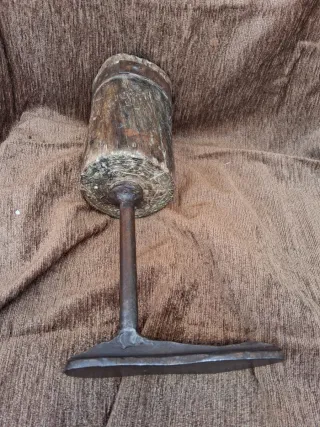 Pie de zapatero antiguo