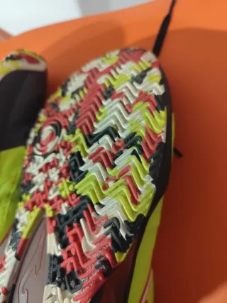 Zapatillas Joma T-Spin 2309 Negras/Amarillas