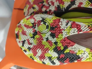 Zapatillas Joma T-Spin 2309 Negras/Amarillas