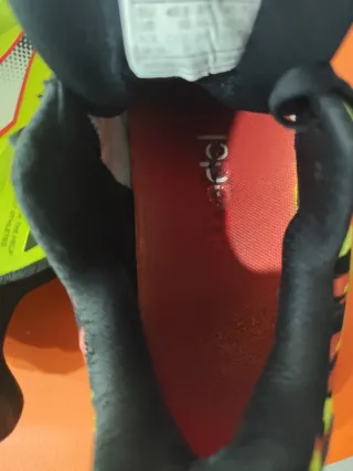 Zapatillas Joma T-Spin 2309 Negras/Amarillas