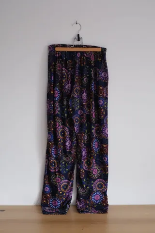 Pantalón estampado floral