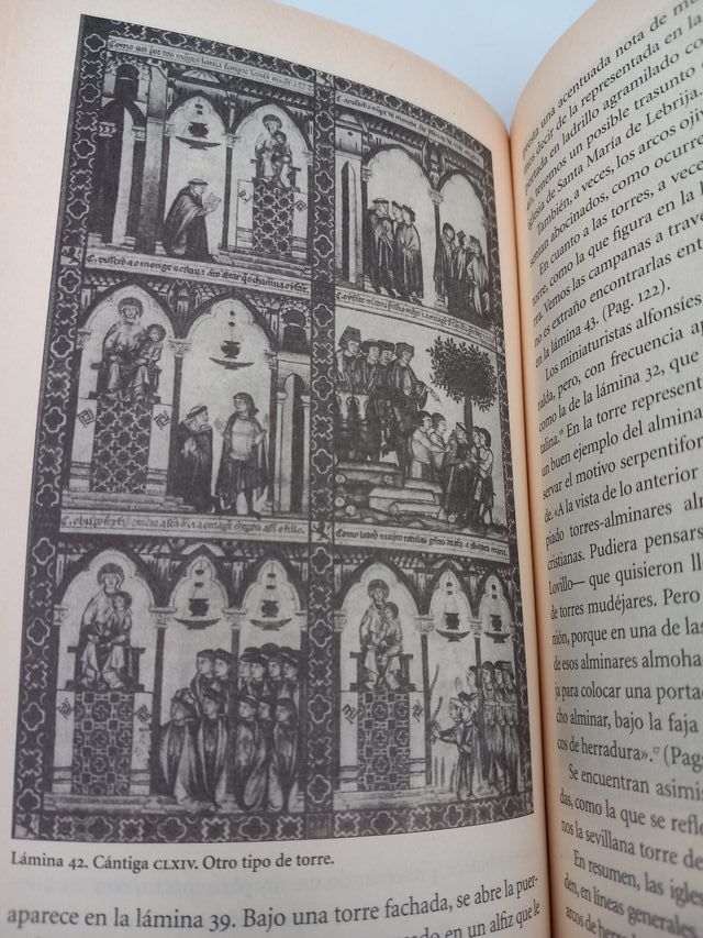 4 LIBROS SOBRE SEVILLA