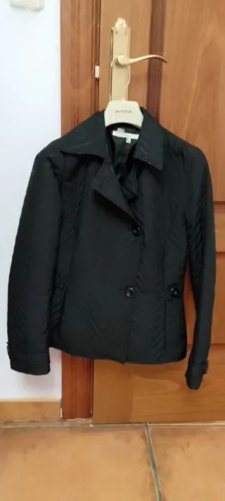 Chaqueta ligera negra