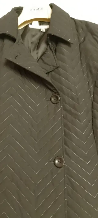 Chaqueta ligera negra