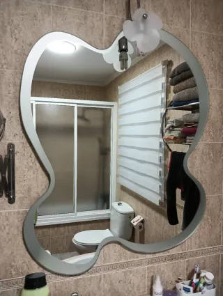 Espejo de baño moderno