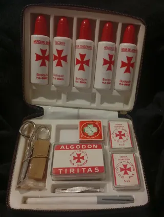 Botiquín Vintage Alianza Previsión Social