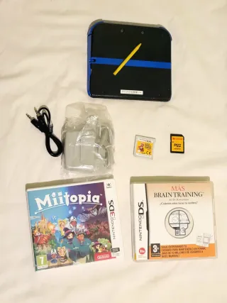 Nintendo 2DS 64GB + Pokémon, Mario Kart 7, Zelda