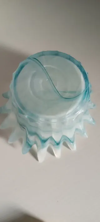 Splendido vaso Murano vetro blu bianco