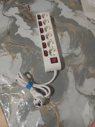 Regleta 6 enchufes con interruptor