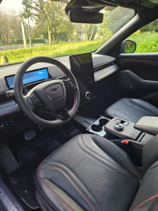 Ford Mustang Mach-E 2024