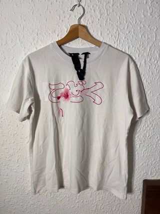 Camiseta VLONE V Flores Rosas