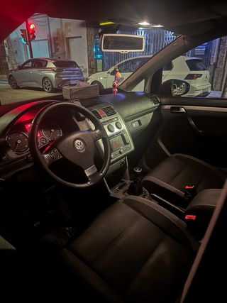 Volkswagen Touran 2010