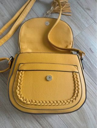 Borsa a tracolla gialla con treccia
