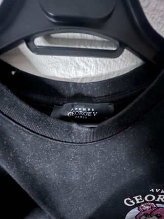 Camiseta Avenue George V Paris Oso Rosa