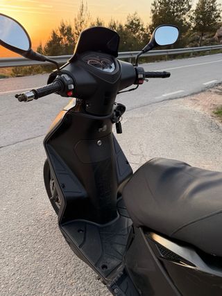 Kymco Agility City Negra 125cc