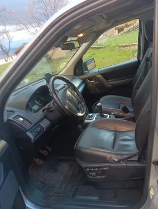 Land Rover Defender 2008