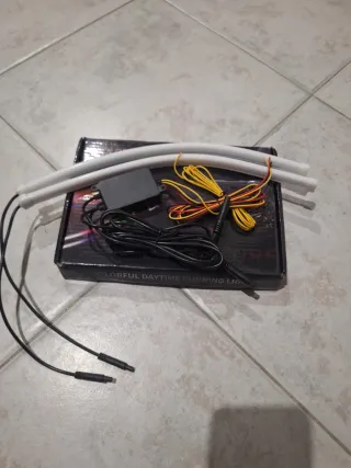 Luci LED RGB per auto