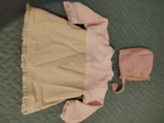 Vestido y gorrito bebé 0-3 meses
