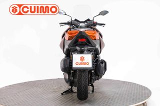 YAMAHA XMAX 300
