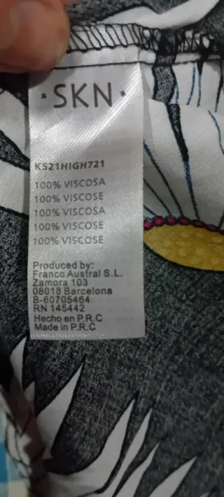 Vestido largo estampado floral.