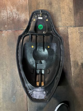 Asiento Yamaha Jog R