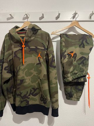 Conjunto Jordan Camuflaje Hoodie y Pantalón