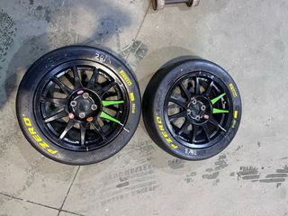 Neumáticos Pirelli FIA RA7+ 16”