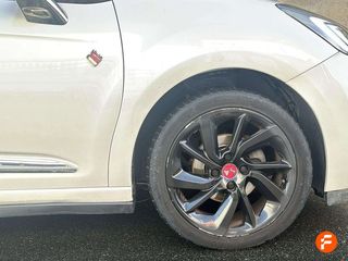 DS DS 3 PureTech 81kW EAT6 Performance Line