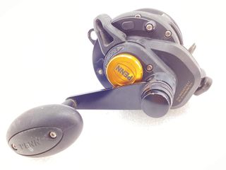 carrete pesca pen squall 16vs