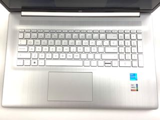 pc portatil hp 17-cn2008ns