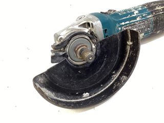 radial makita ga5030r