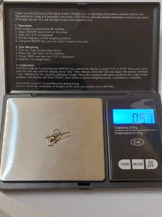 Orecchino oro 750 con delfino